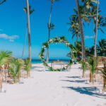 a-guide-to-beach-wedding-decorations