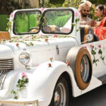 ride-off-into-the-sunset-with-these-wedding-car-decoration-tips